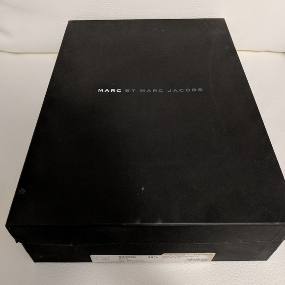 Marc by Marc Jacobs Gathered Sleeve Booty - Picture 2 of 8